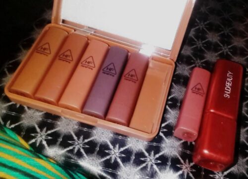 Premium Set of 6 Lipsticks with Lipstick Box photo review